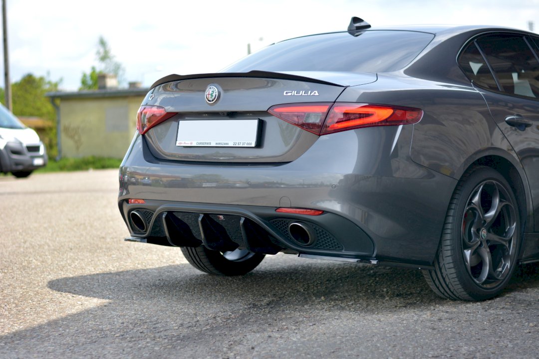 Maxton Design - Spoiler CAP Alfa Romeo Giulia