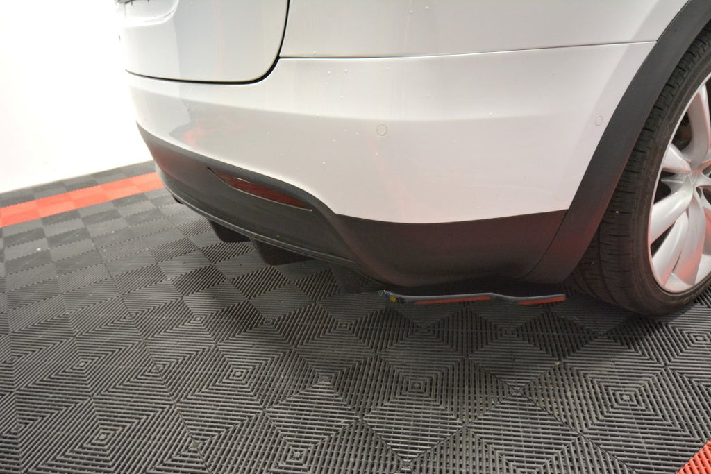 Maxton Design - REAR DIFFUSER TESLA MODEL X (2015-)