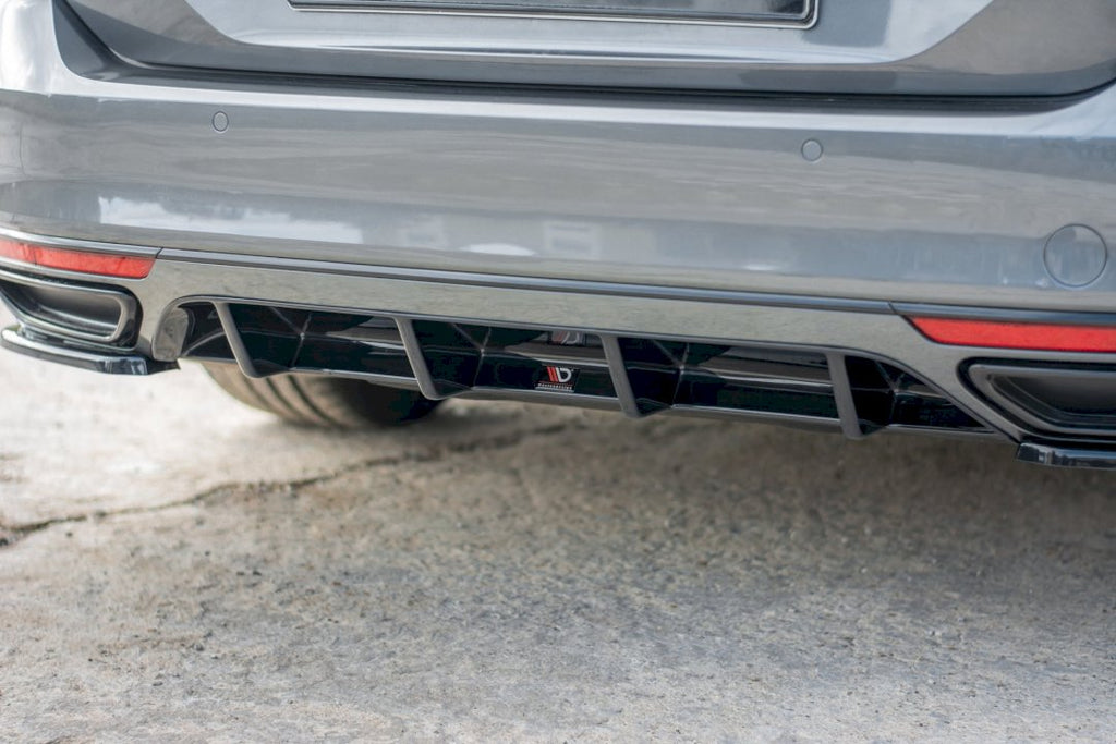 Maxton Design - REAR VALANCE VOLKSWAGEN PASSAT R-LINE B8 (2015-19)