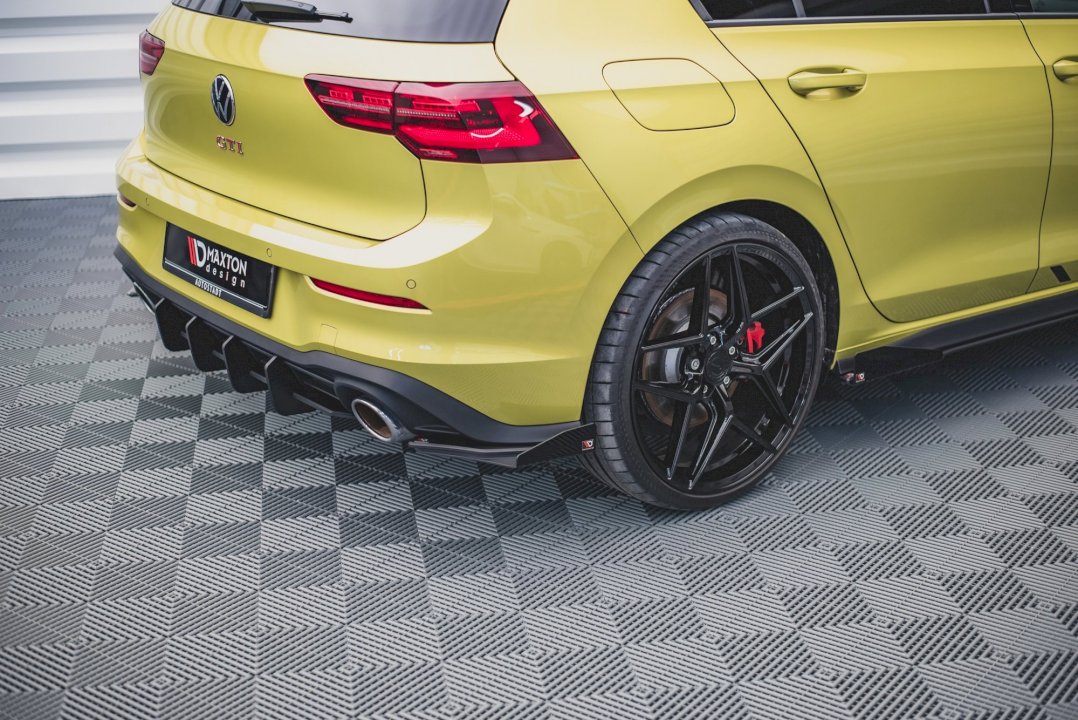 Maxton Design - STREET PRO REAR SIDE SPLITTERS (+FLAPS) VW GOLF 8 GTI CLUBSPORT (2020-)