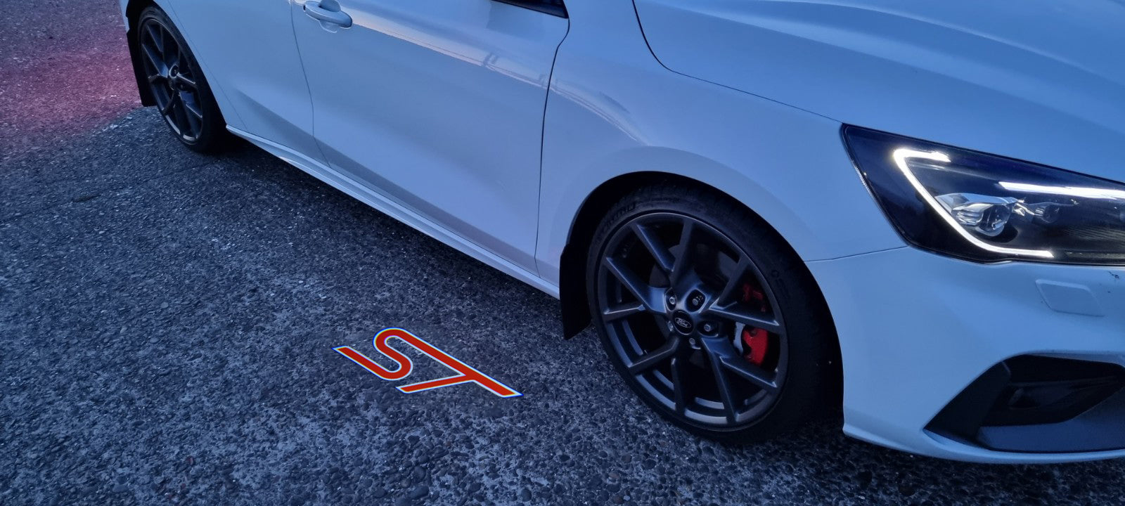 “ST” Emblem Replacement Puddle Unit - MK4 / MK4.5 Focus ST (Multiple Colours)