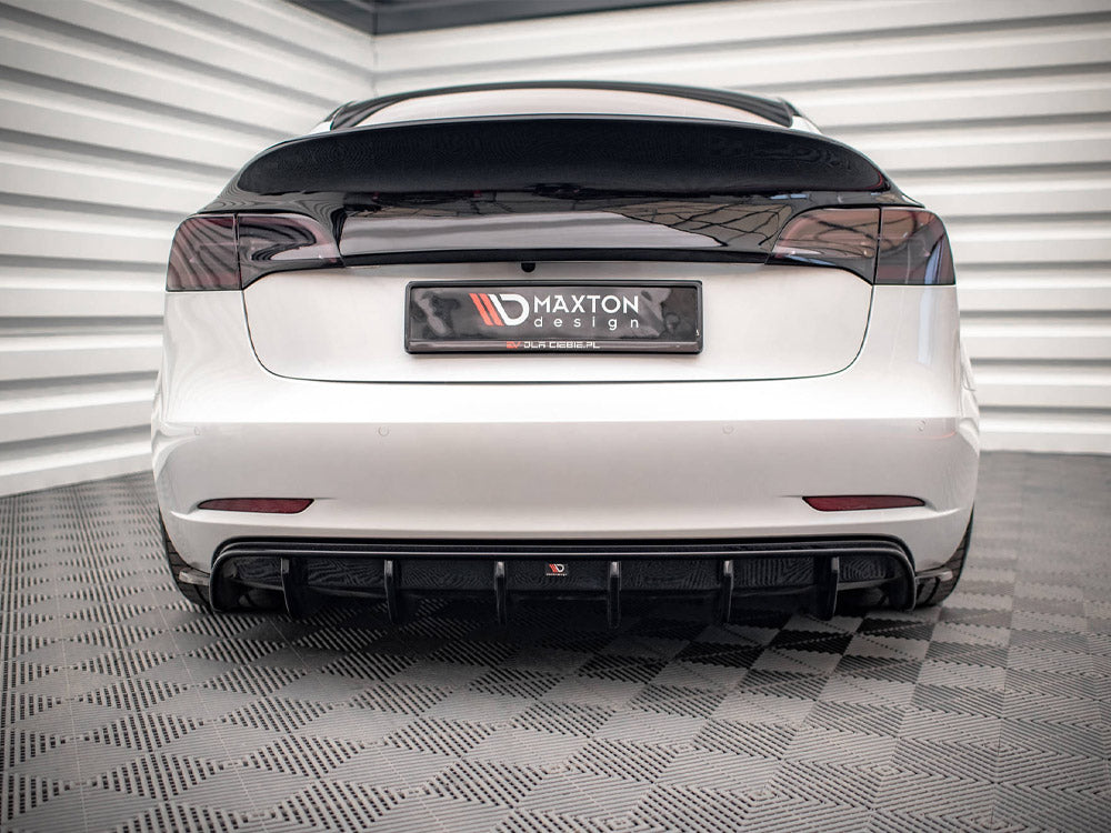Maxton Design - REAR VALANCE V.2 TESLA MODEL 3 (2017-2023)