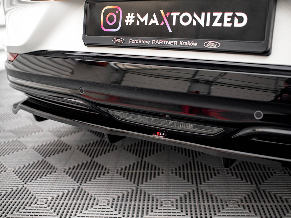 Maxton Design - CENTRAL REAR SPLITTER (VERTICAL BARS) FORD MUSTANG MACH-E MK1