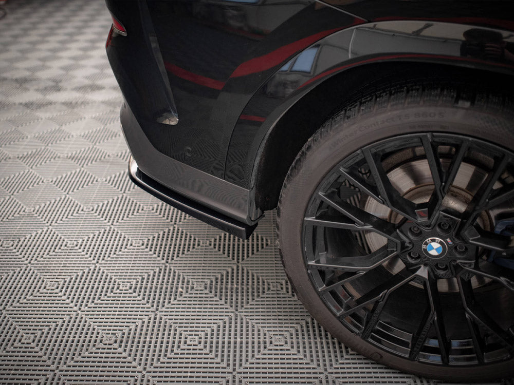 Maxton Design - CENTRAL REAR SPLITTER (VERTICAL BARS) V.2 BMW X6 M-PACK G06