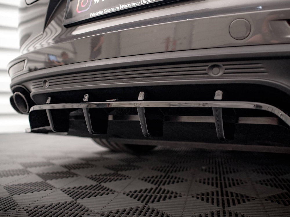 Maxton Design - CENTRAL REAR SPLITTER (VERTICAL BARS) PORSCHE PANAMERA E-HYBRID 971