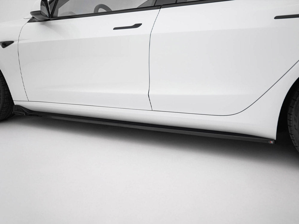 Maxton Design - Side Skirts Diffusers V.3 Tesla Model 3 Performance Mk1 Facelift