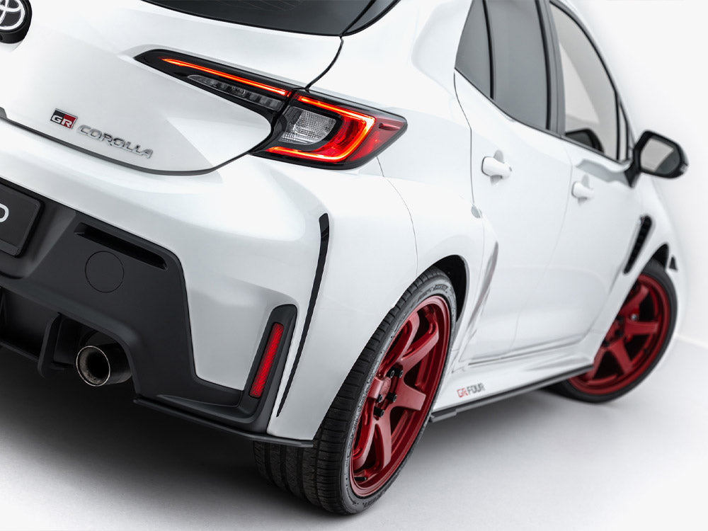 Maxton Design - Street Pro Side Skirts Diffusers Toyota GR Corolla Mk12