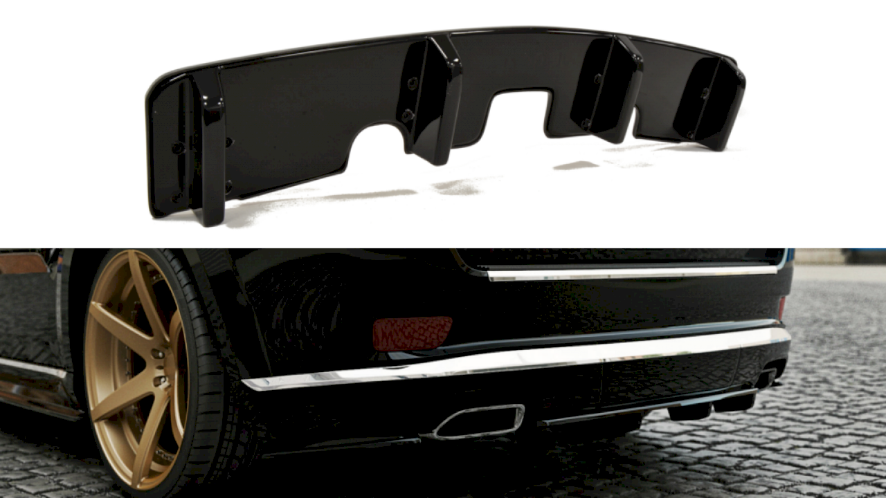 Maxton Design - CENTRAL REAR SPLITTER WITH VERTICAL BAR JEEP GRAND CHEROKEE WK2 SUMMIT (FACELIFT) (2013-2017)