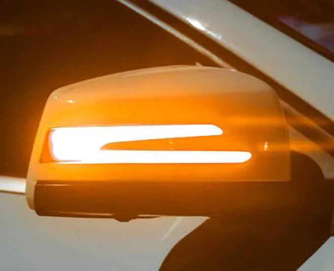 Mercedes GLA X156 - LED Sequential Side Repeater Unit