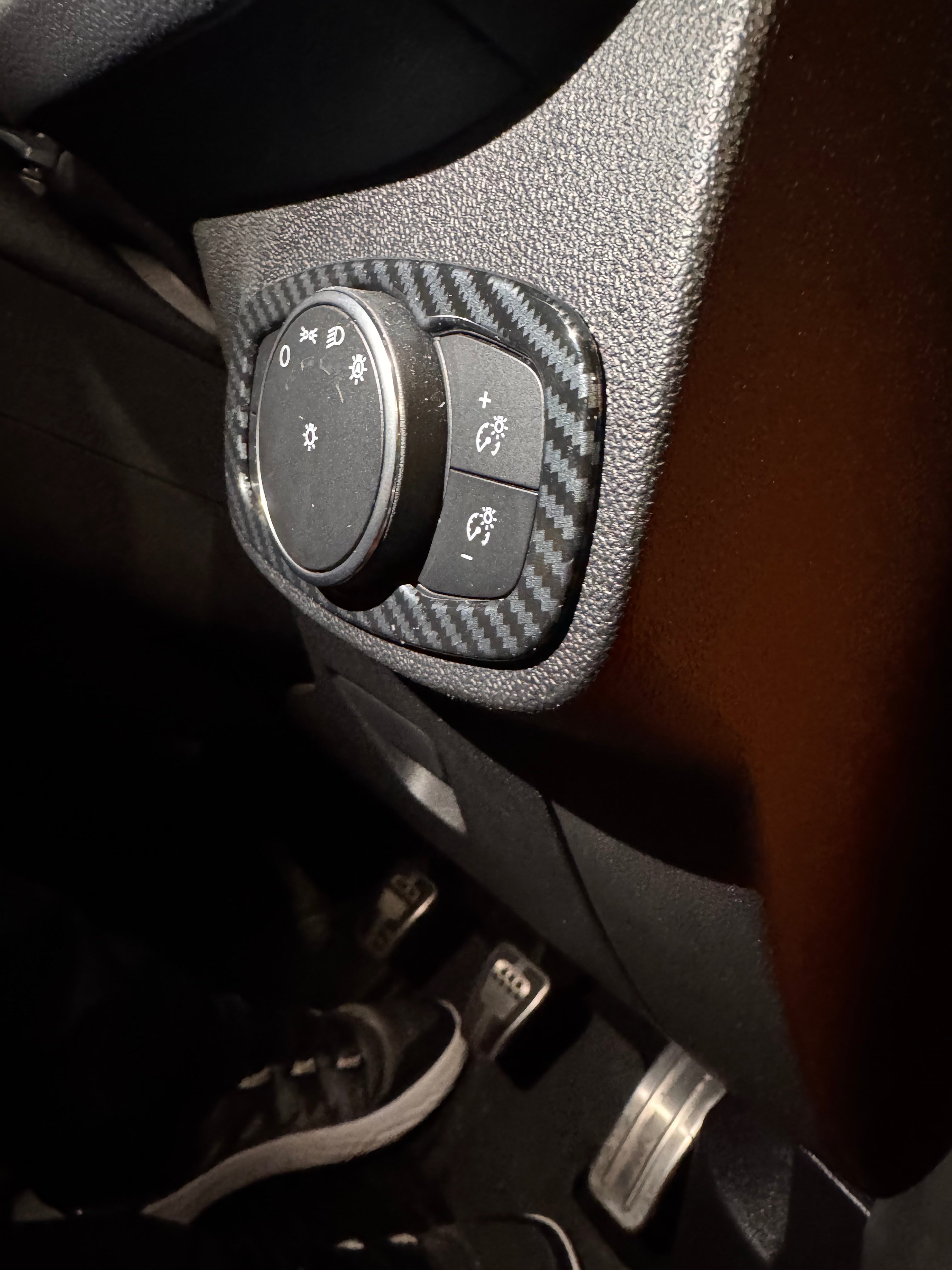 Ford Fiesta MK8 / MK8.5 - Carbon Fibre Look Headlight Control Panel Surround