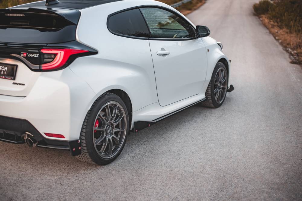 Maxton Design - SIDE SKIRTS DIFFUSERS V.2 + FLAPS TOYOTA GR YARIS MK4