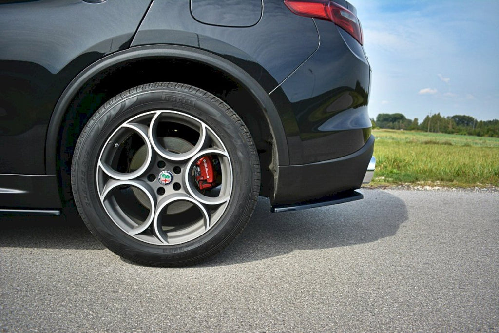 Maxton Design - REAR SIDE SPLITTERS ALFA ROMEO STELVIO (2016-2020)