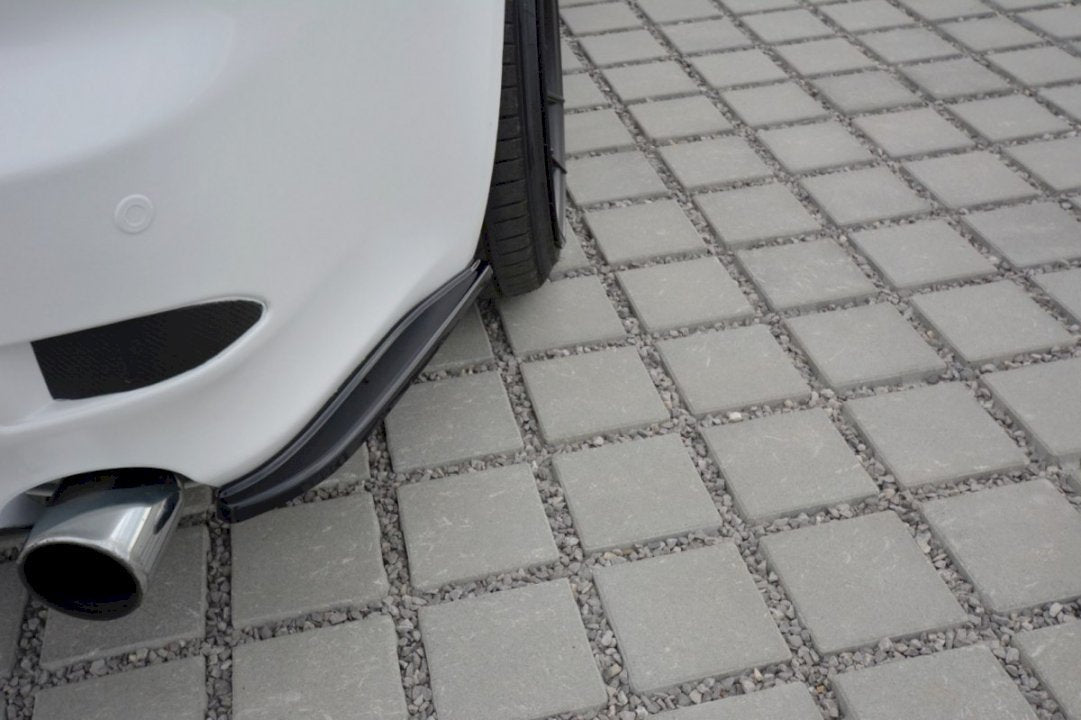 Maxton Design - REAR SIDE SPLITTERS LEXUS IS MK2