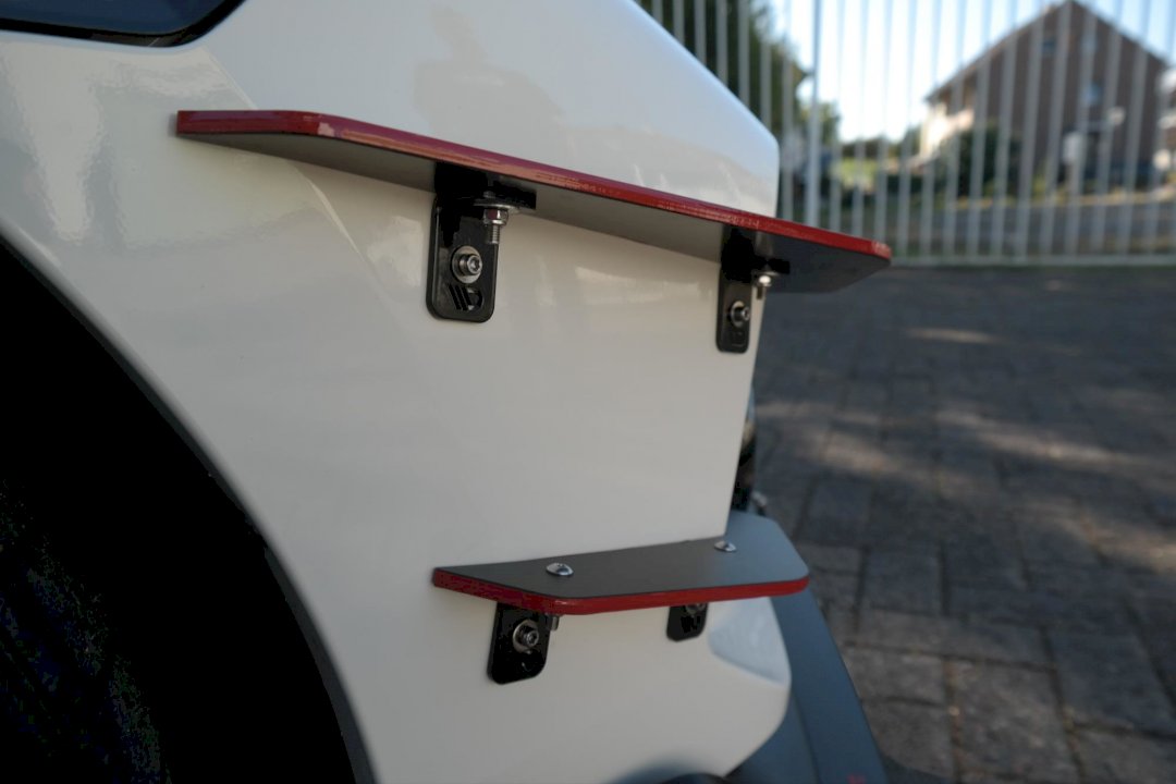 Maxton Design - FRONT CANARDS HONDA CIVIC MK10 TYPE-R (2017-2022)