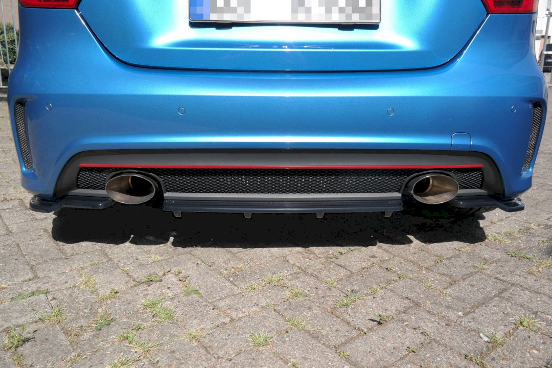 Maxton Design - CENTRAL REAR SPLITTER (VERTICAL BARS) MERCEDES A-CLASS W176 AMG-LINE PRE-FACELIFT (2013-2015)