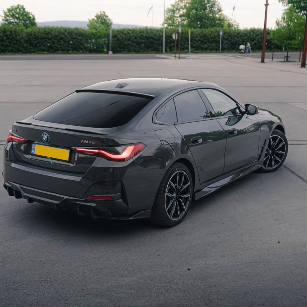 SQ Style Pre-Preg Carbon Fibre Side Skirts for BMW 4 Series i4 21-26